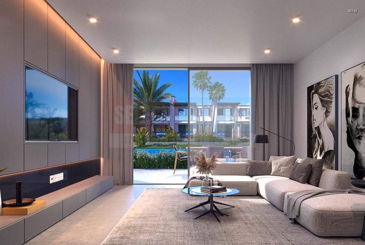 Long Beach Luxury Studio Apartment