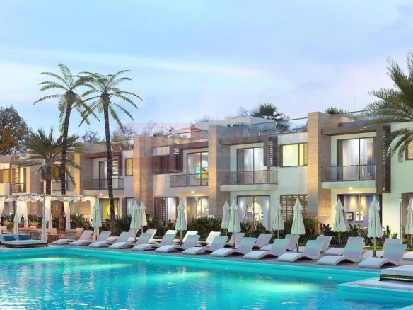 Luxury Living in Long Beach