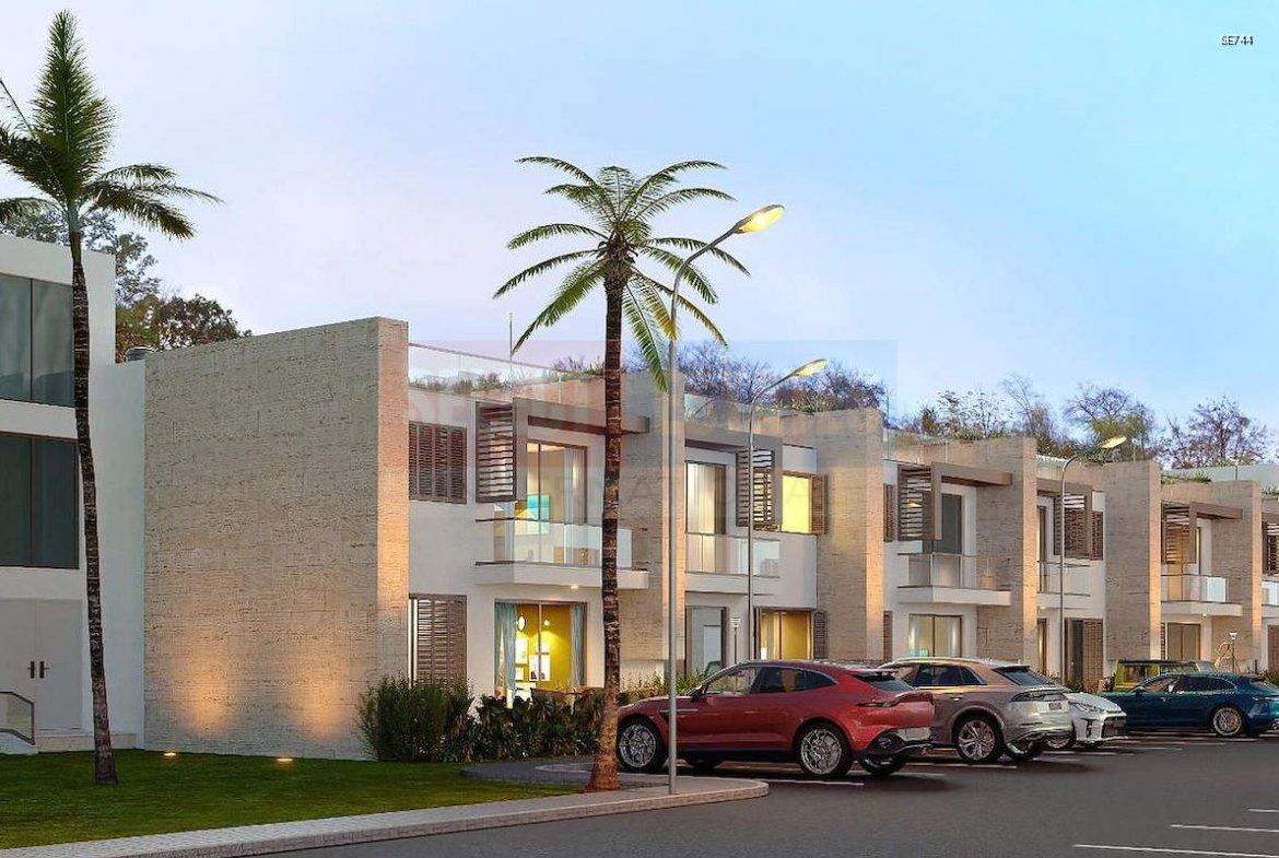 Luxury Living in Long Beach