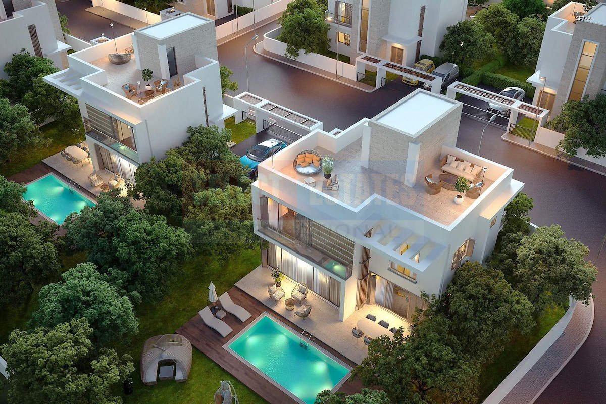 Luxury Living in Long Beach