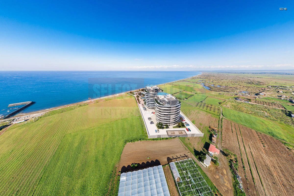 SE748_004 Luxury Coastal Living in Gaziveren