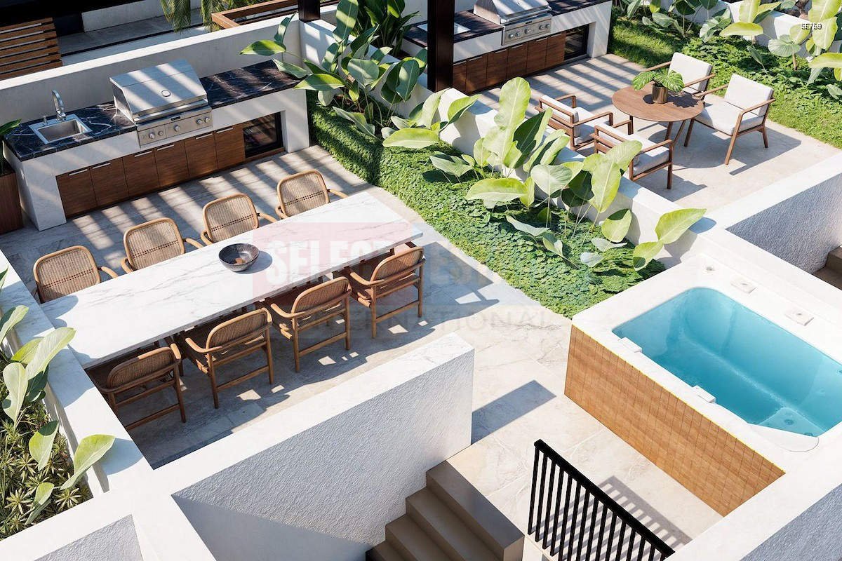 SE759_044 Long Beach Luxury Penthouse Opportunity