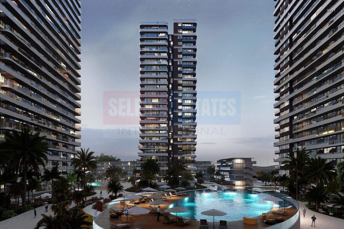 Ultra-Luxury Living in Long Beach