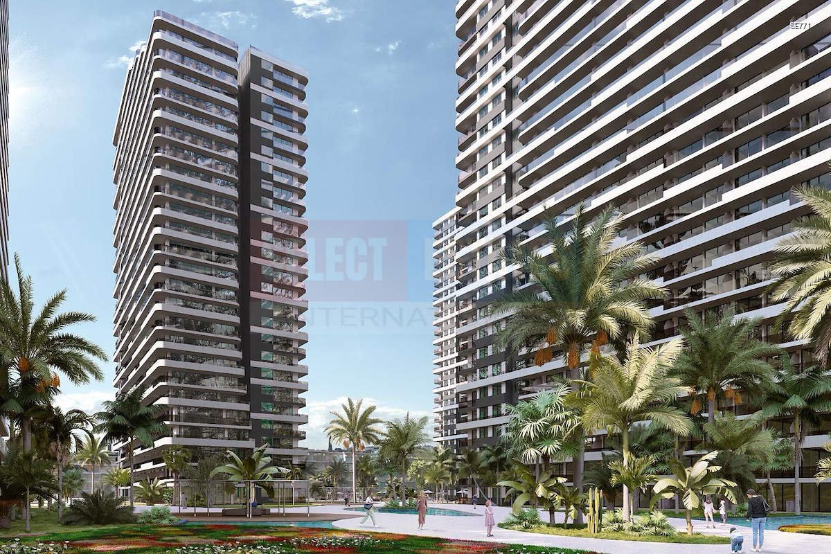 Ultra-Luxury Living in Long Beach