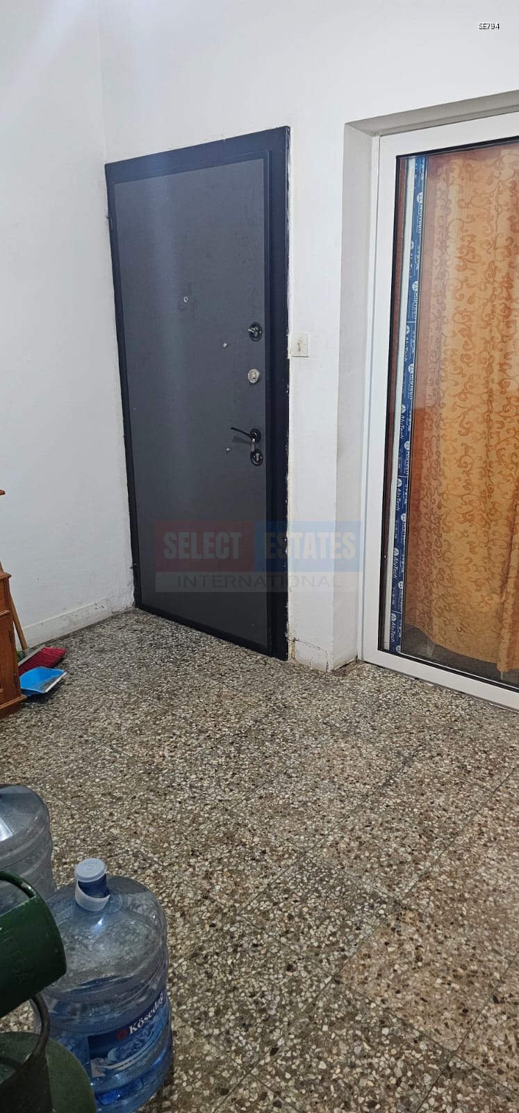 Kyrenia Center Turkish Title Deed Apartment