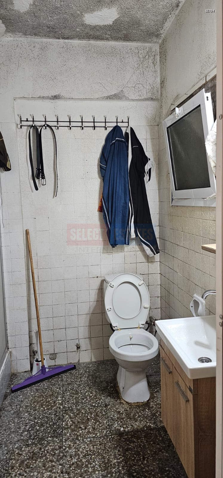 Kyrenia Center Turkish Title Deed Apartment