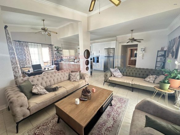 Penthouse with a Large Terrace in Kyrenia Center