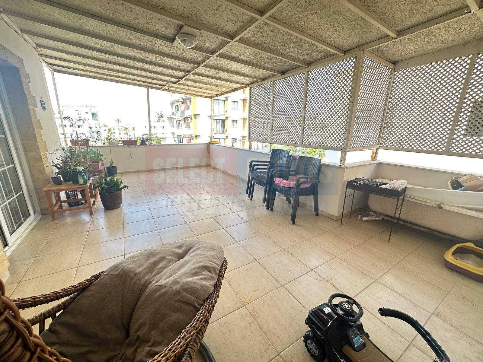 SE810_010 Penthouse with a Large Terrace in Kyrenia Center