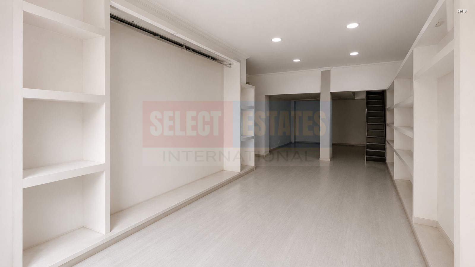 Opportunity Shop in Kyrenia Center