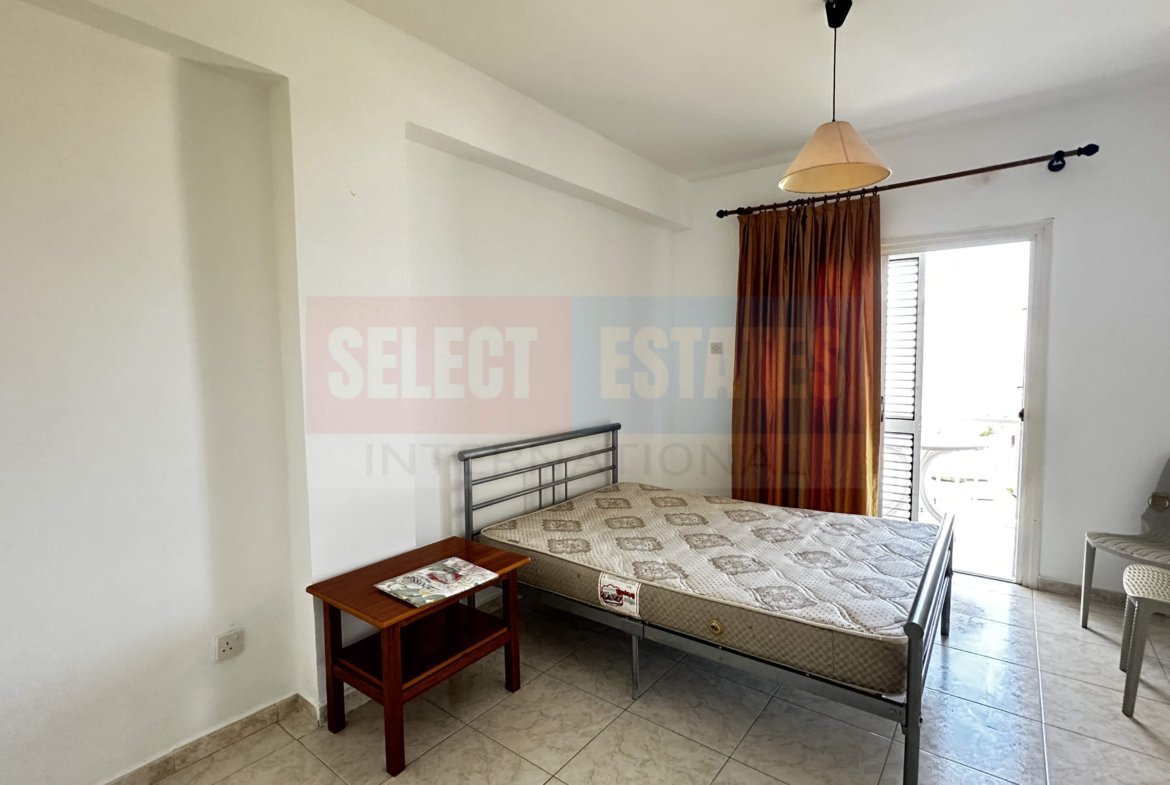 Next to Lord Palace For Rent to Families