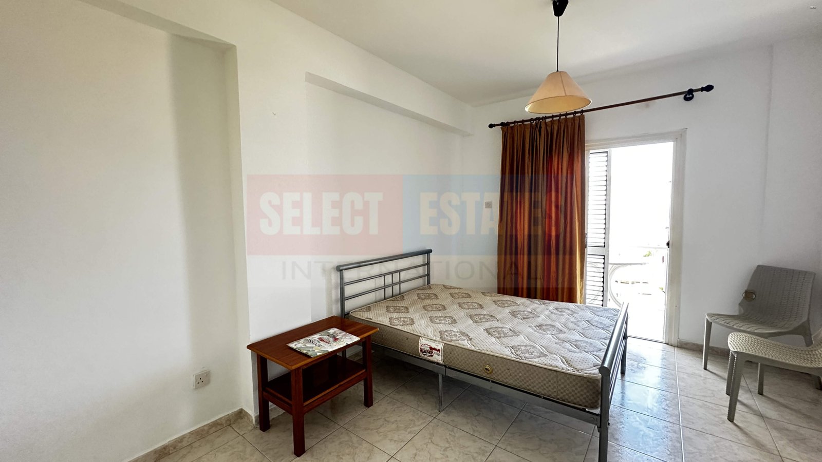 Next to Lord Palace For Rent to Families