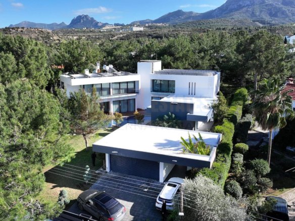 Ultra Luxury Villa in Kyrenia, Catalkoy