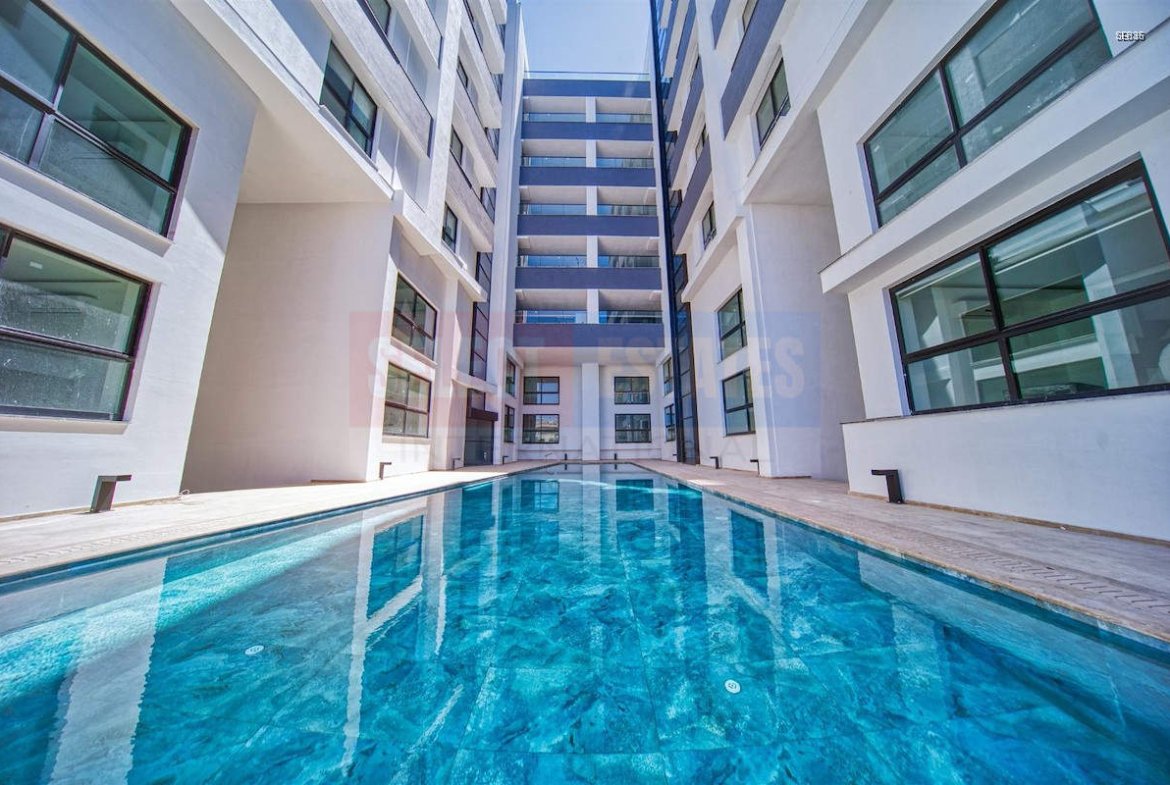 Luxury Apartment with Pool in Kyrenia Center