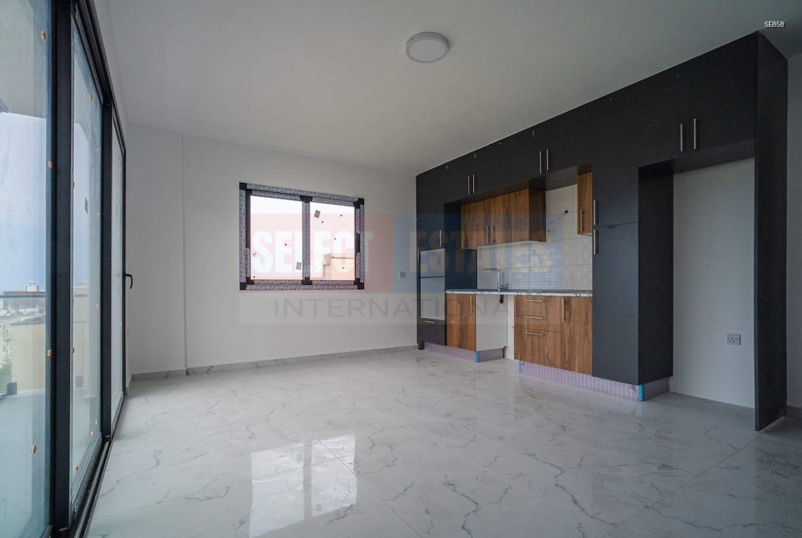 Ready Modern Penthouse in Kyrenia Center