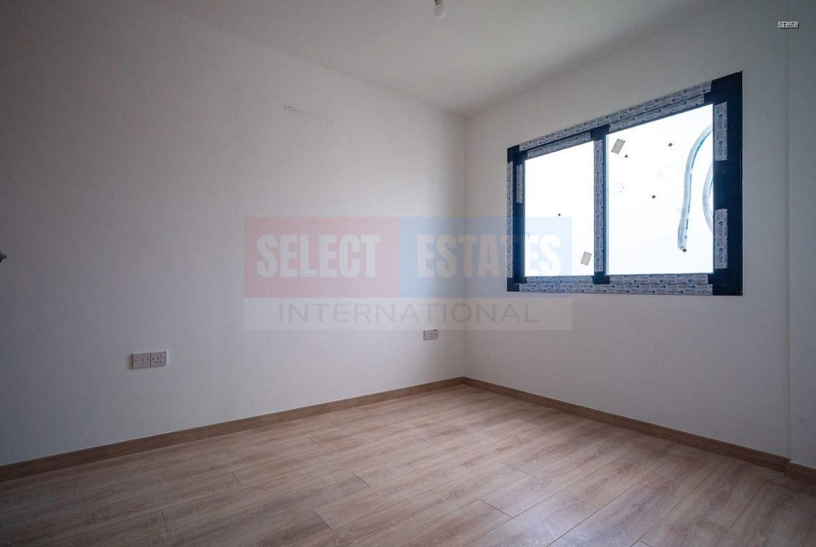 Ready Modern Penthouse in Kyrenia Center