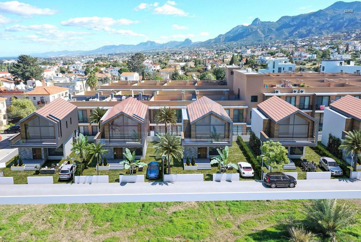 Villa with Mountain View in Kyrenia Center