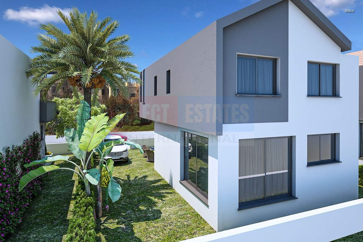 SE859_007 Villa with Mountain View in Kyrenia Center