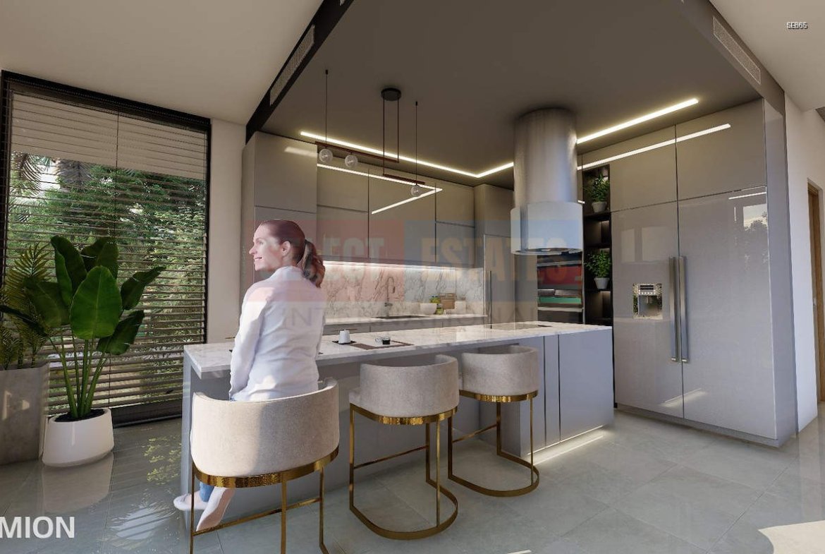 Modern Villa with Pool in Çatalköy