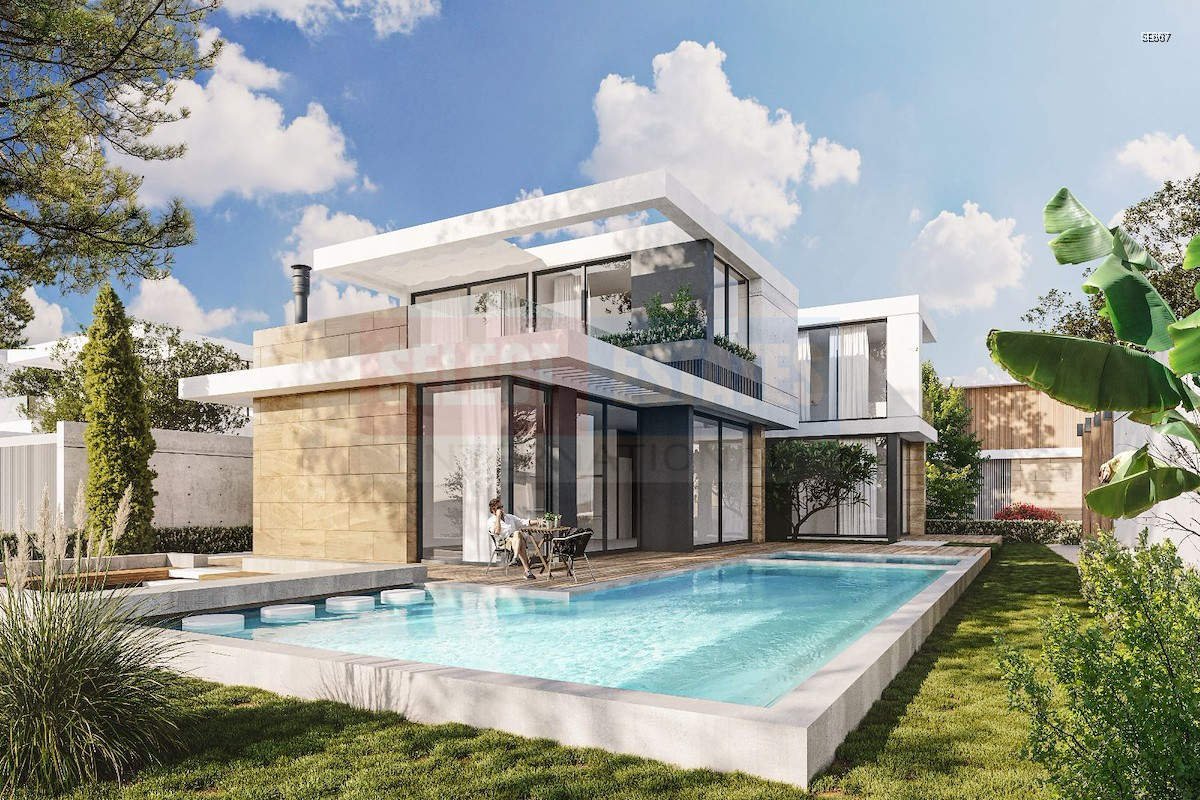 Luxury Villa with Pool in Çatalköy