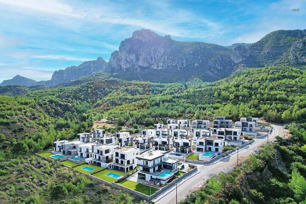 Luxury Ready Villa in Karmi