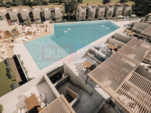 Modern Garden Apartment in Esentepe