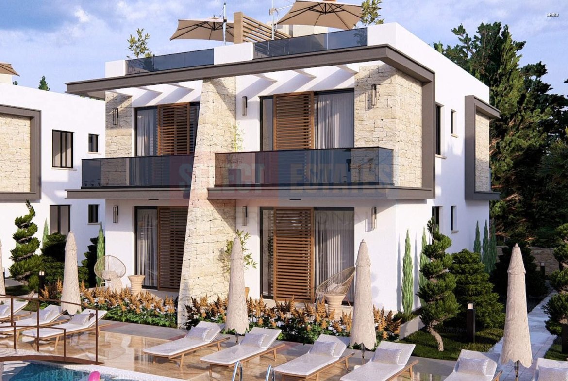 Luxury Apartment with Garden in Lapta