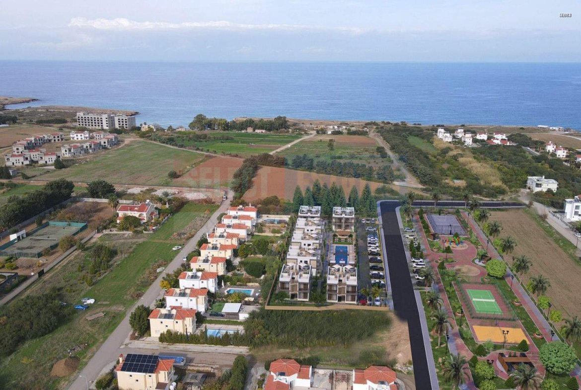 Luxury Apartment with Garden in Lapta