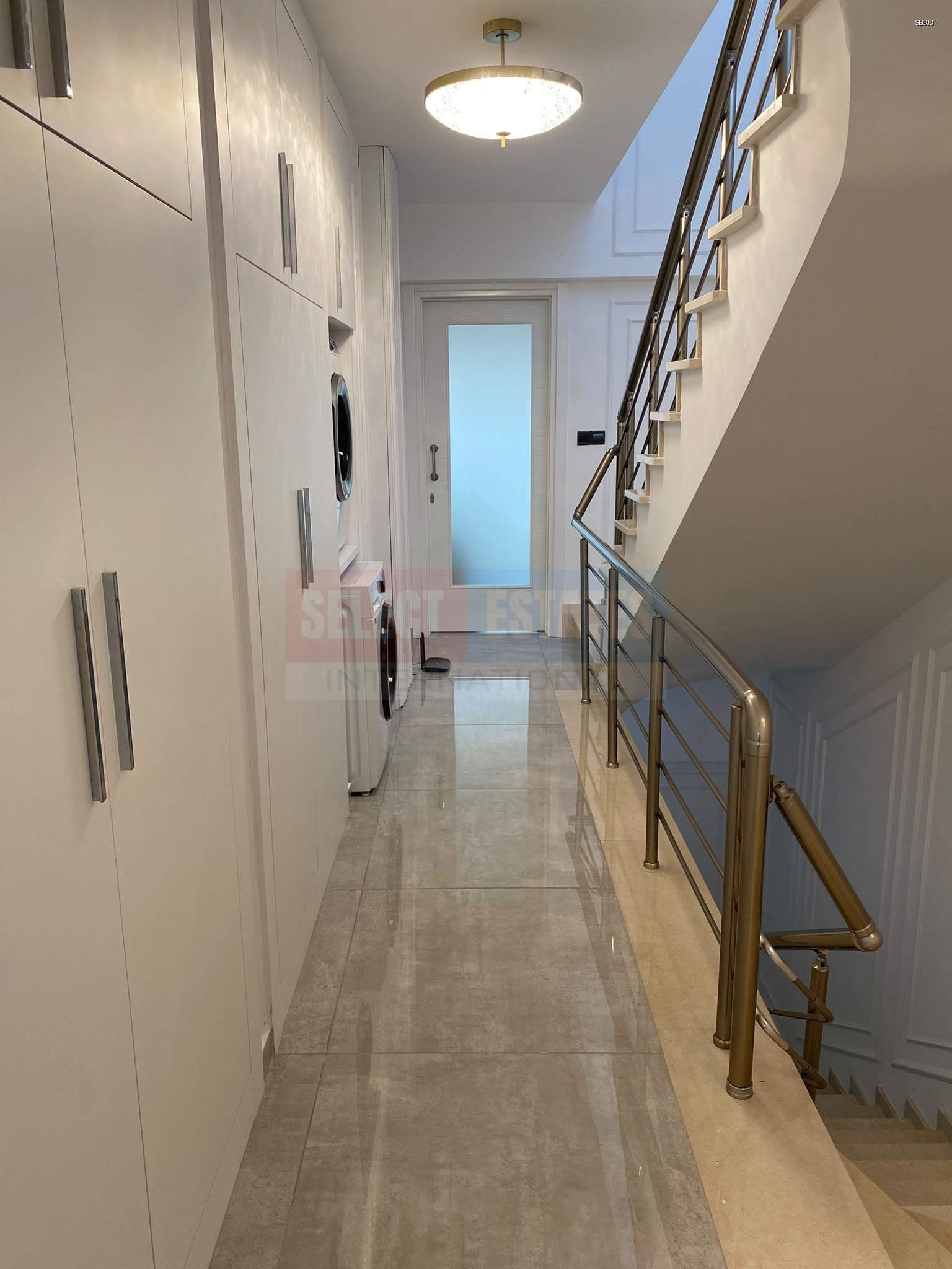 Fully Furnished Sea View Villa