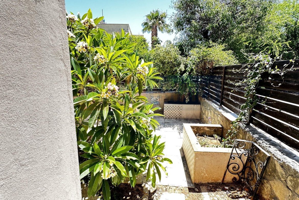 Garden apartmet in