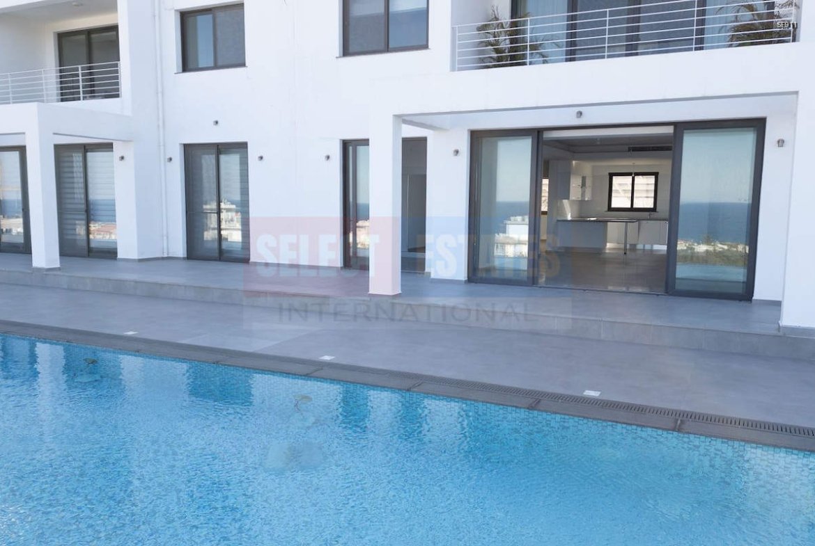Ready Luxury Garden Floor in Esentepe