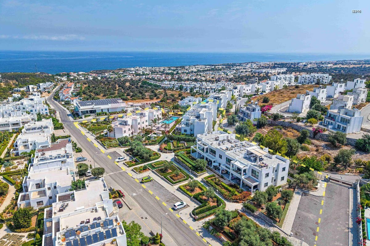 Immediate Delivery Penthouse in Esentepe