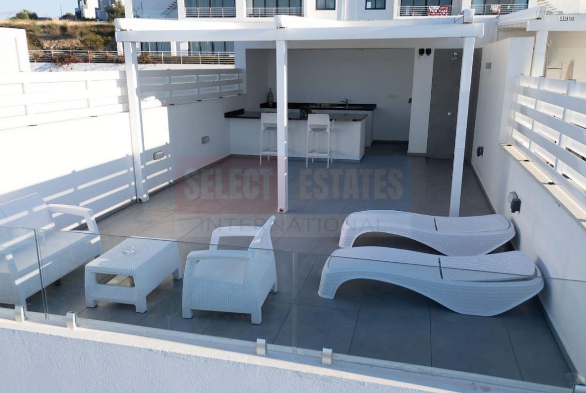 Immediate Delivery Penthouse in Esentepe