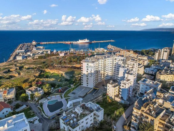 Sea-View Apartment in Kyrenia Center