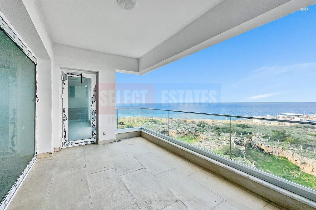 Sea-View Apartment in Kyrenia Center