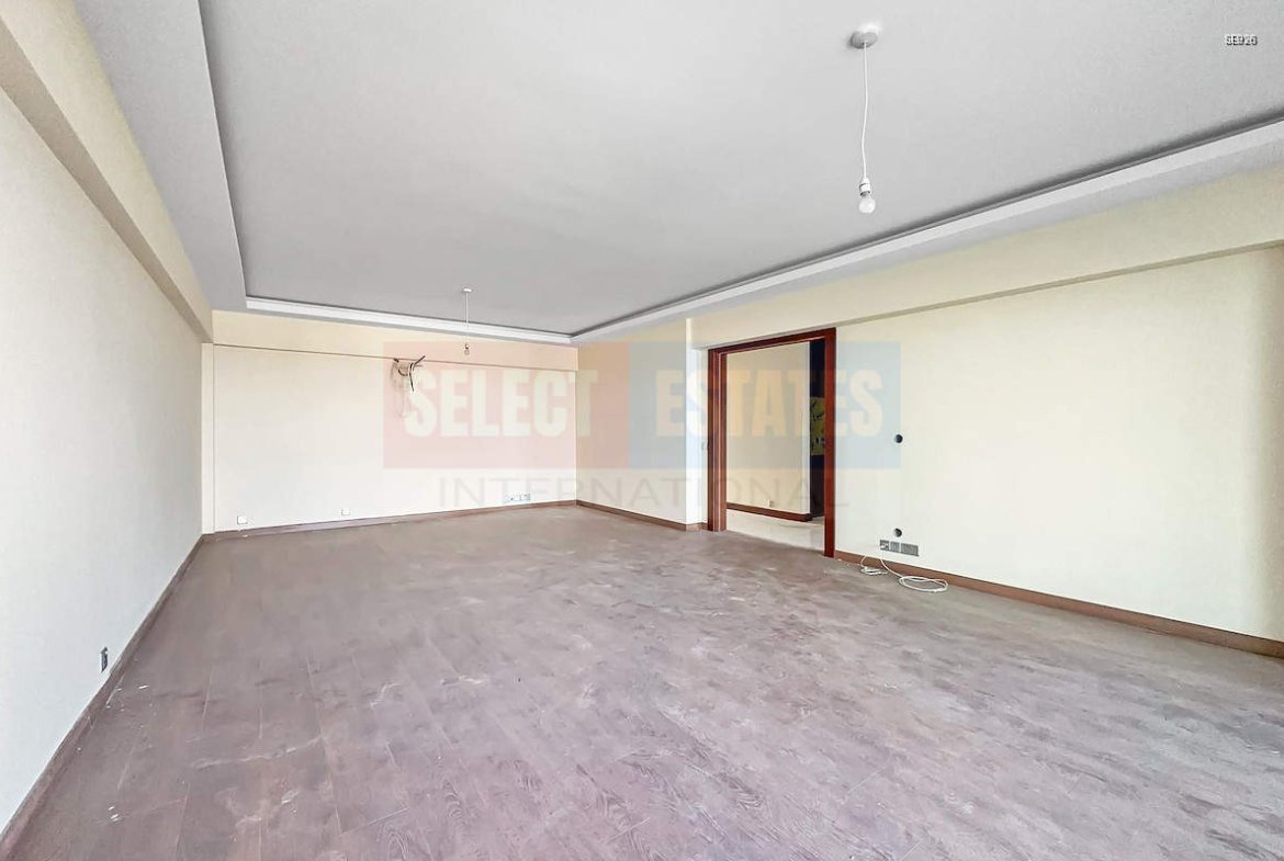 Sea-View Apartment in Kyrenia Center