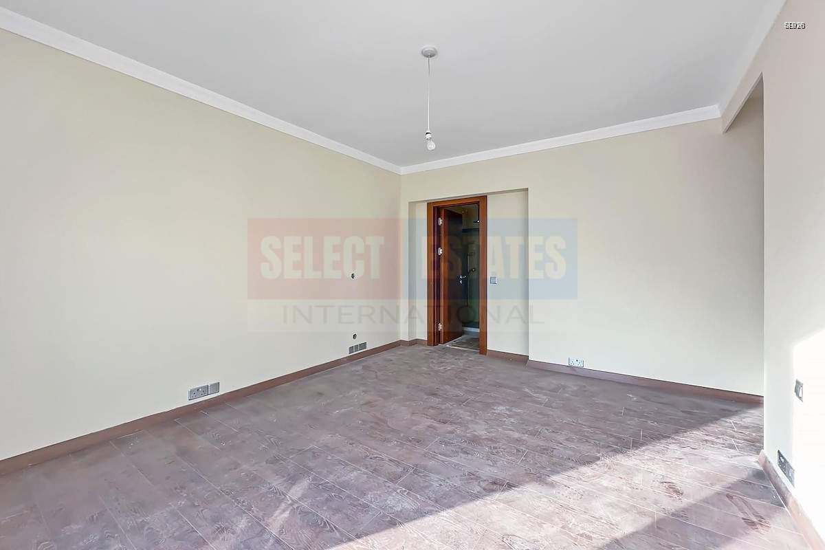 Sea-View Apartment in Kyrenia Center