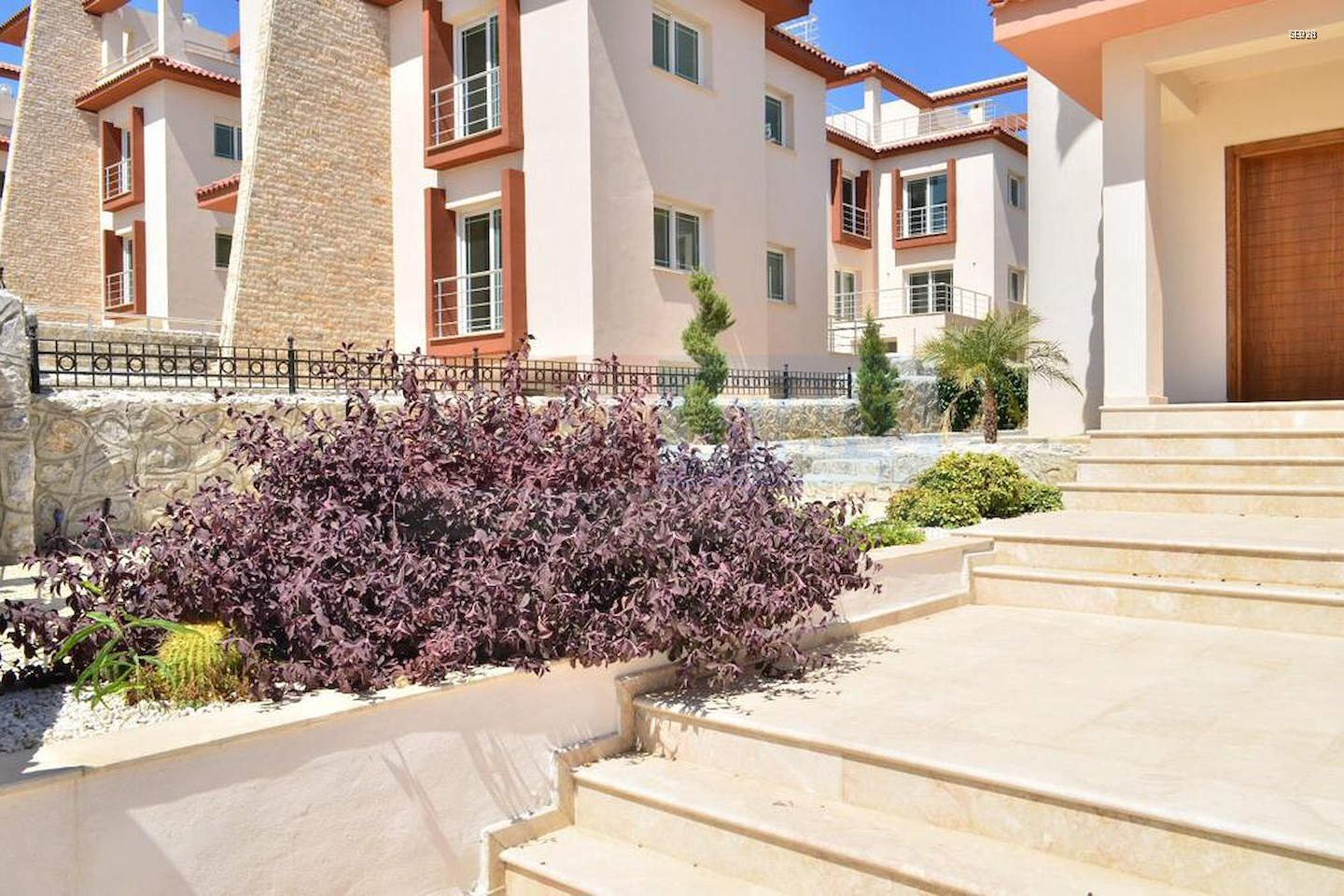 SE928_000 Ready to Move Villa in Hamitköy
