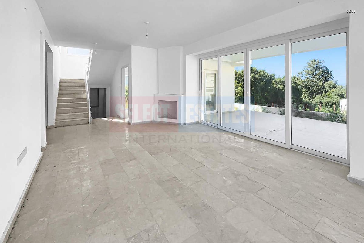 Sea View Villa in Alsancak