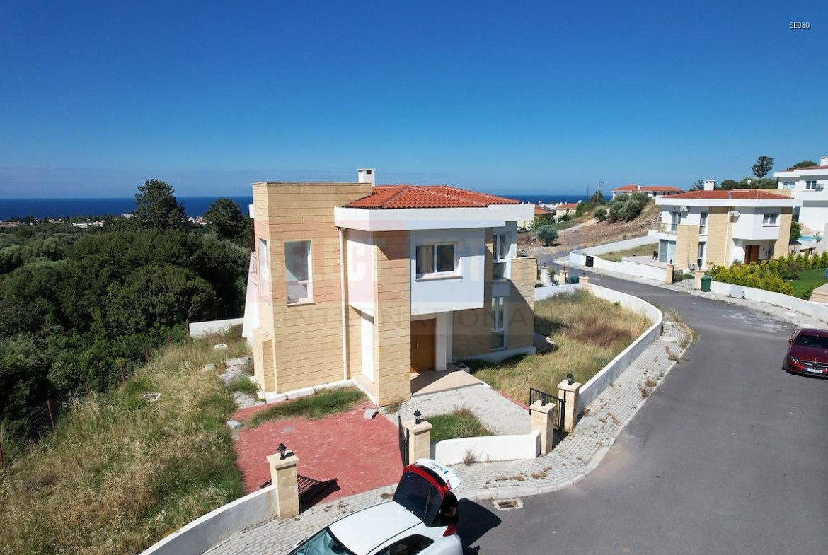 Sea View Villa in Alsancak