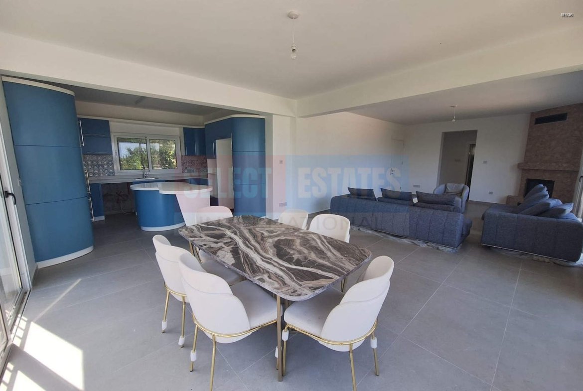 Immediate Delivery Villa in Ozanköy