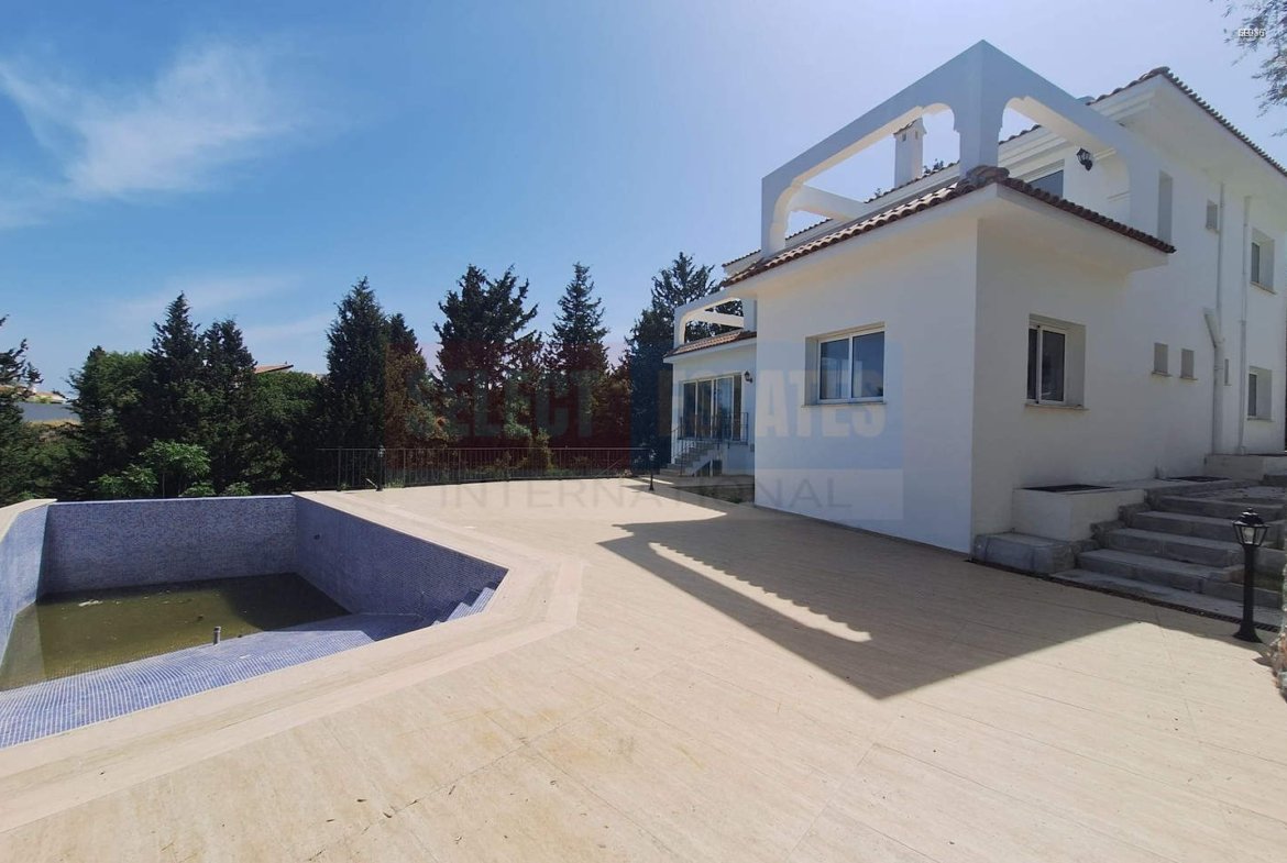 Immediate Delivery Villa in Ozanköy