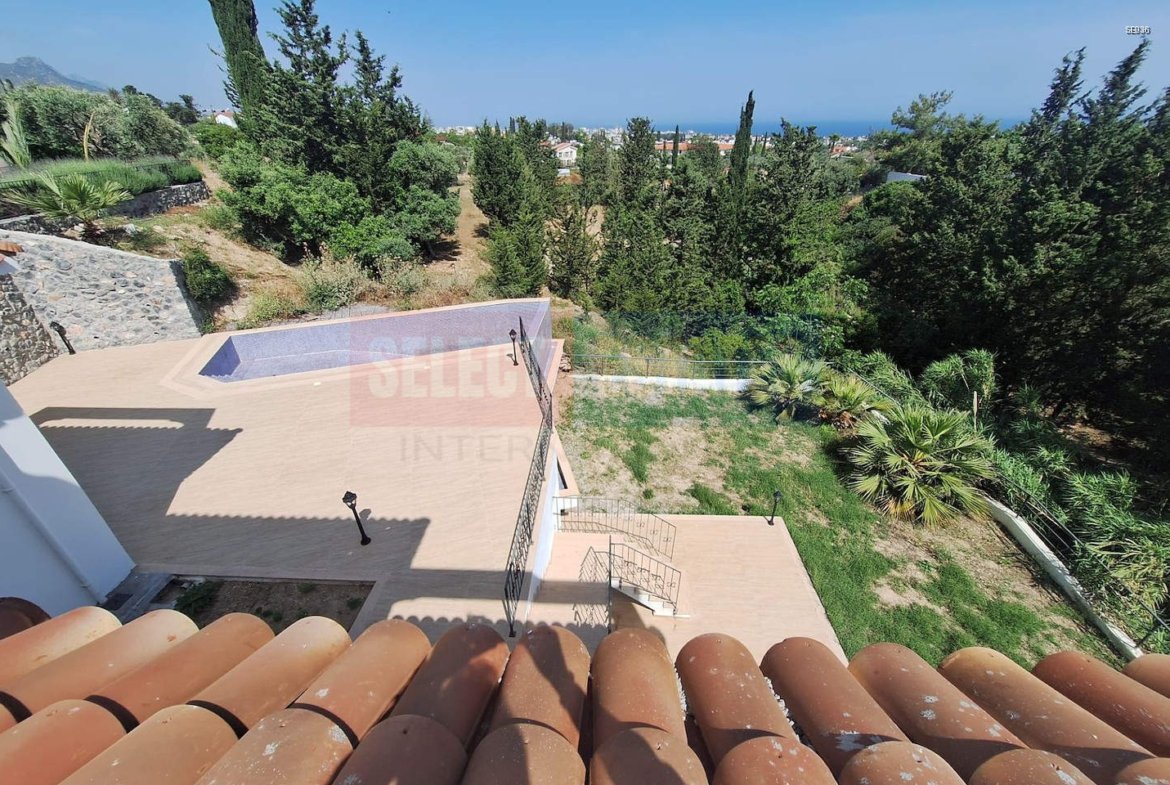 Immediate Delivery Villa in Ozanköy