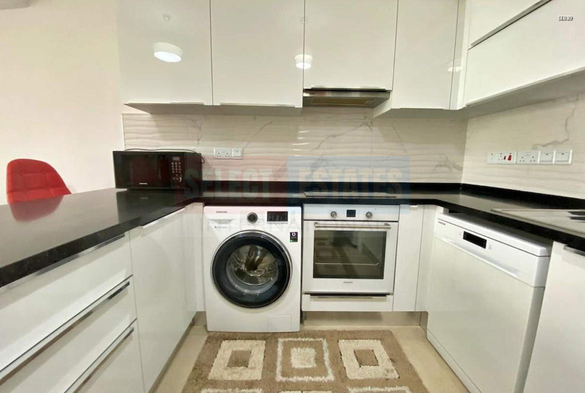 Ready to Move Apartment in Kyrenia Center