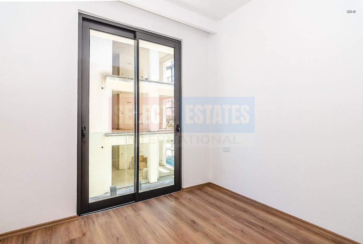 Ready 2+1 Apartment in Kyrenia Center