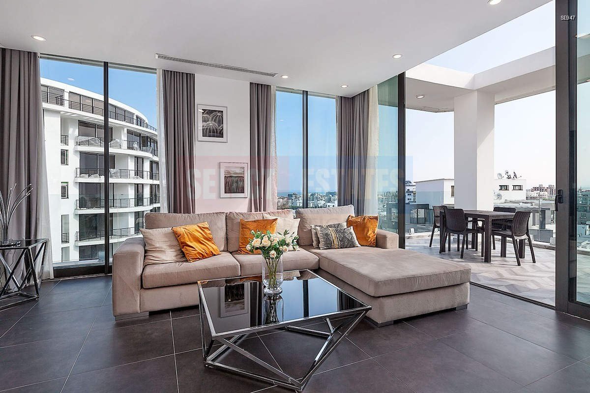 SE947_001 Ready-to-move-in Apartment in Girne Center