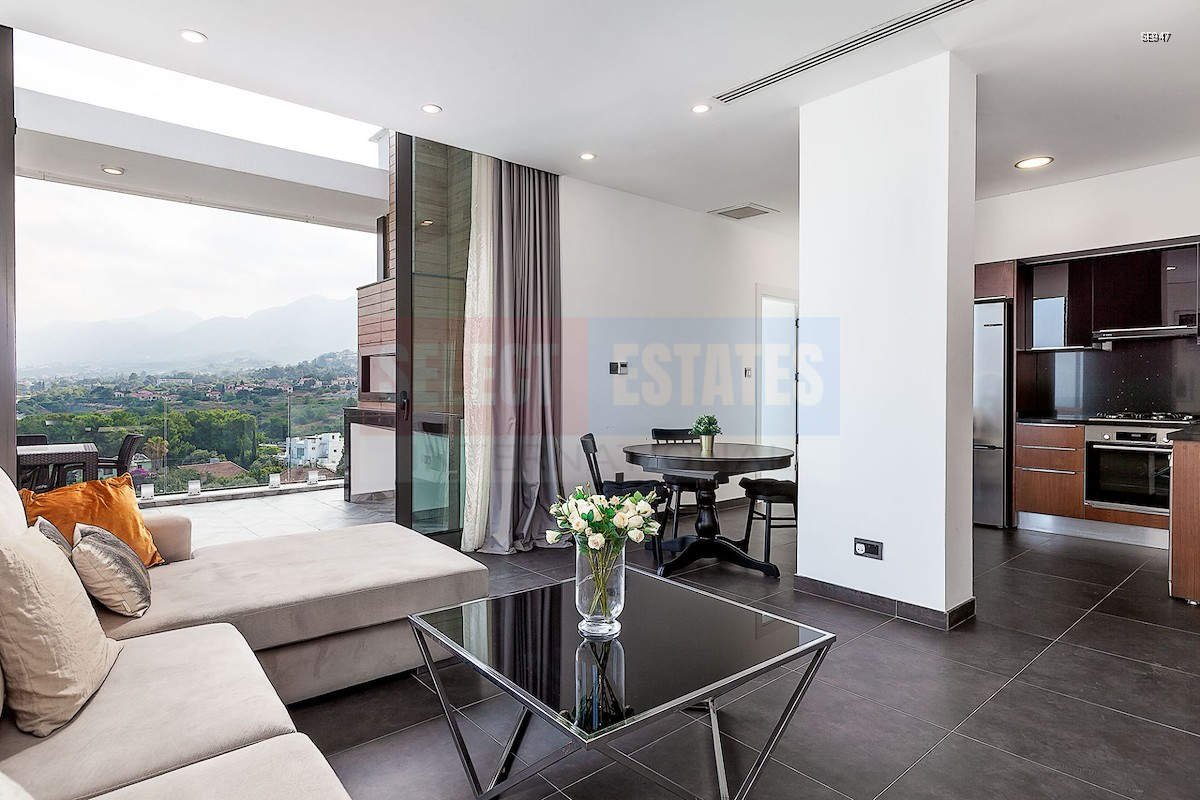 SE947_002 Ready-to-move-in Apartment in Girne Center