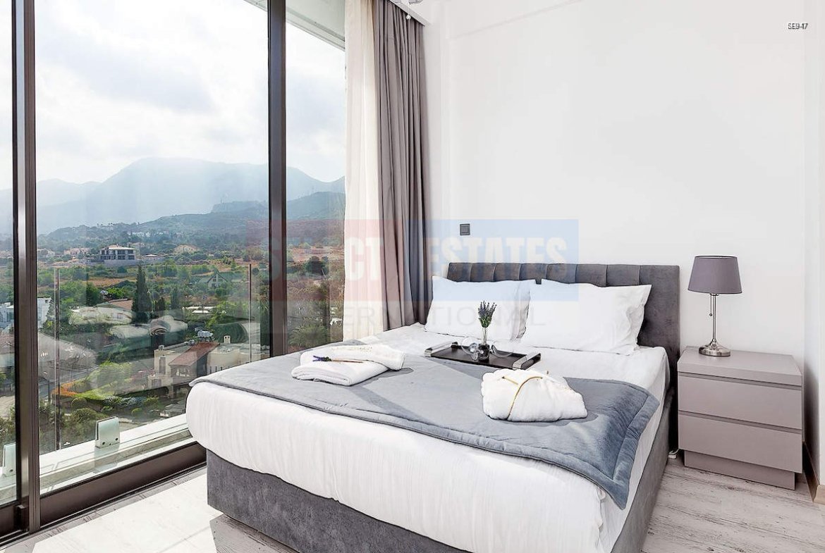 Ready-to-move-in Apartment in Girne Center