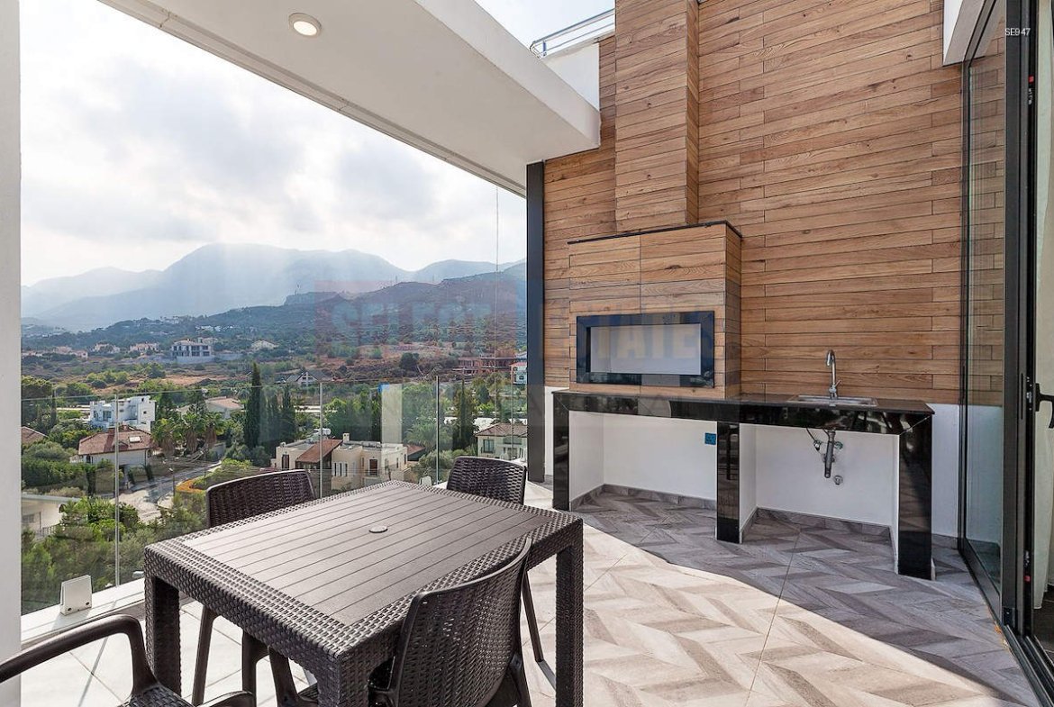 Ready-to-move-in Apartment in Girne Center