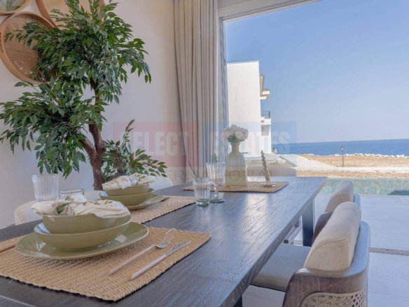 Kyrenia Bahçeli Sea View Apartment