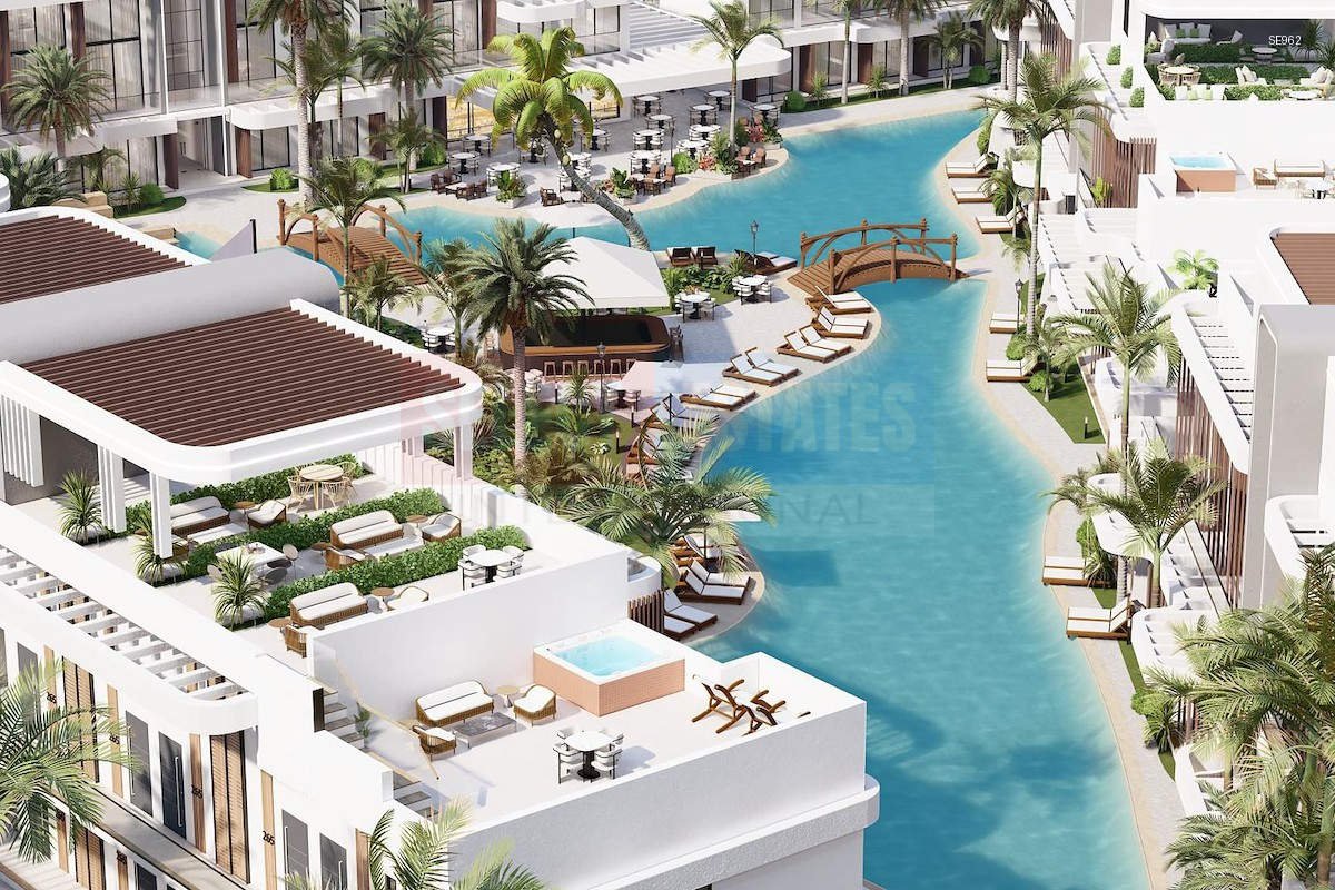 Iskele Long Beach Luxury Penthouse
